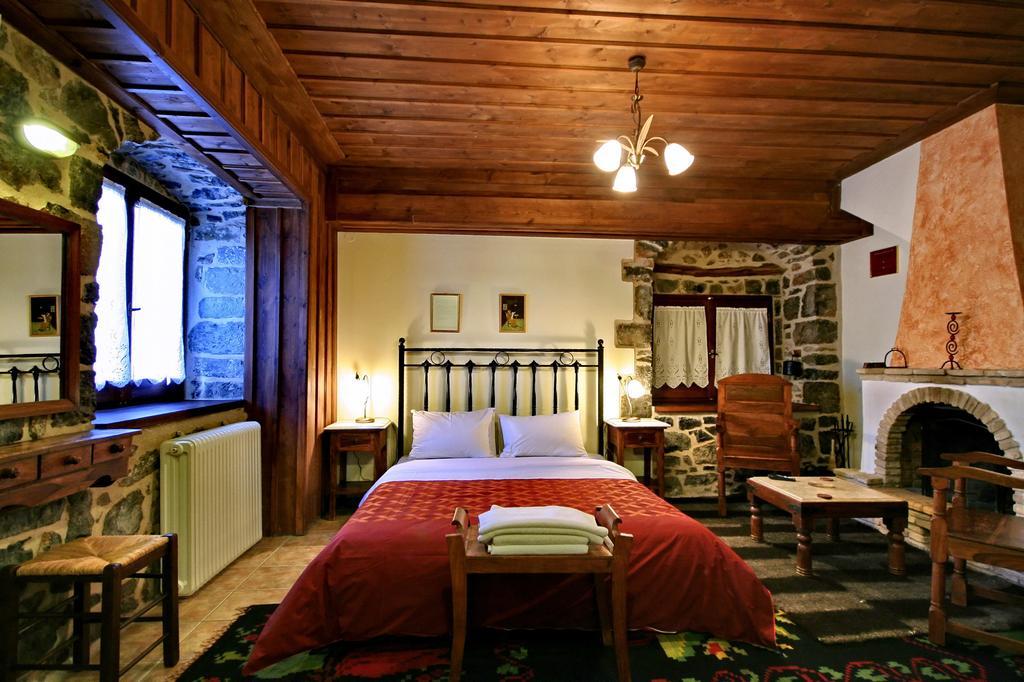 Hotel Archontiko Nikolopoulou Vytina Camera foto
