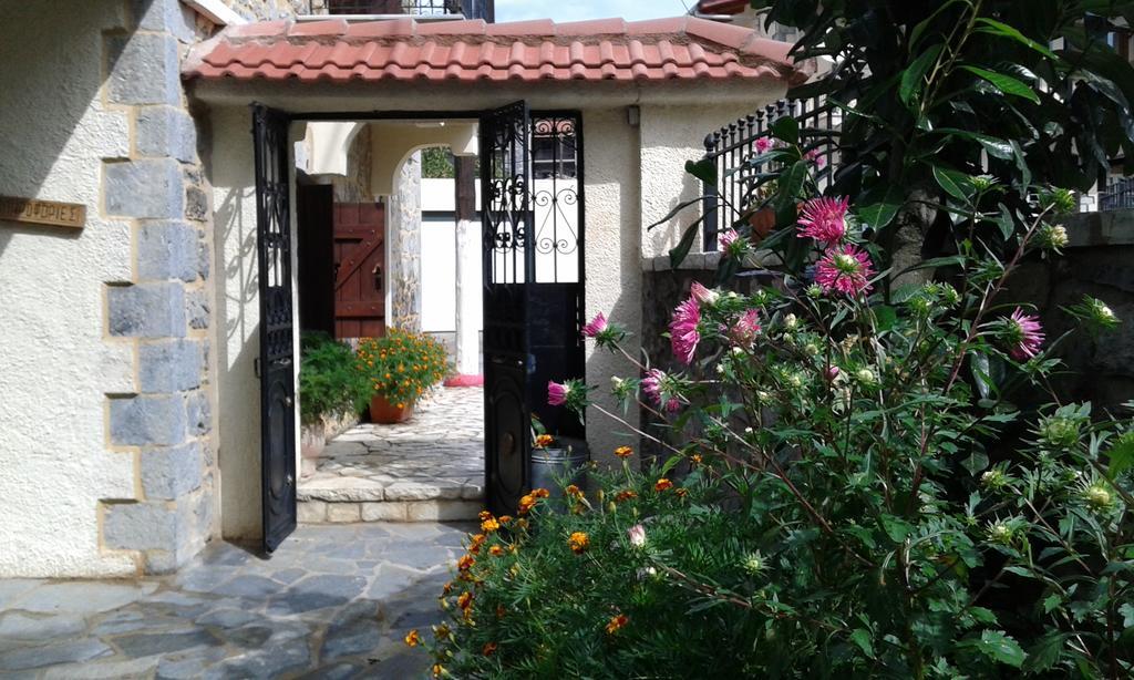 Hotel Archontiko Nikolopoulou Vytina Esterno foto