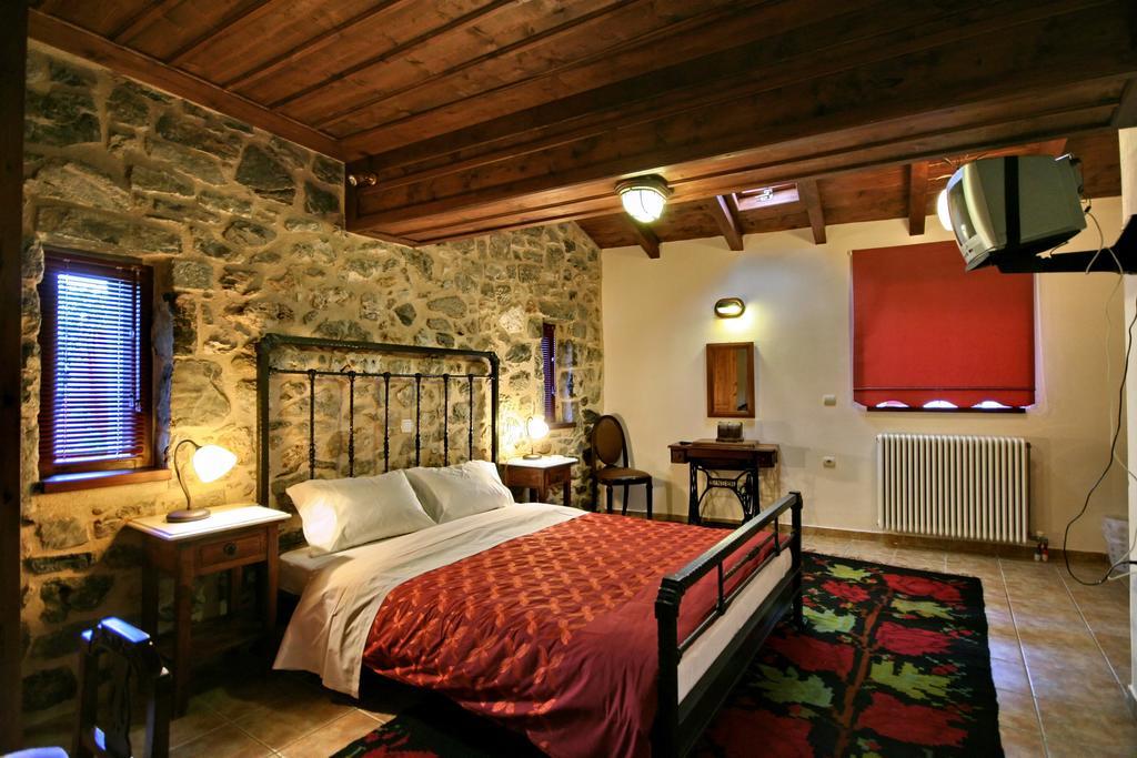 Hotel Archontiko Nikolopoulou Vytina Esterno foto