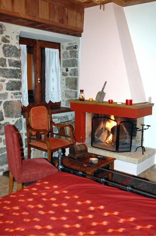 Hotel Archontiko Nikolopoulou Vytina Esterno foto