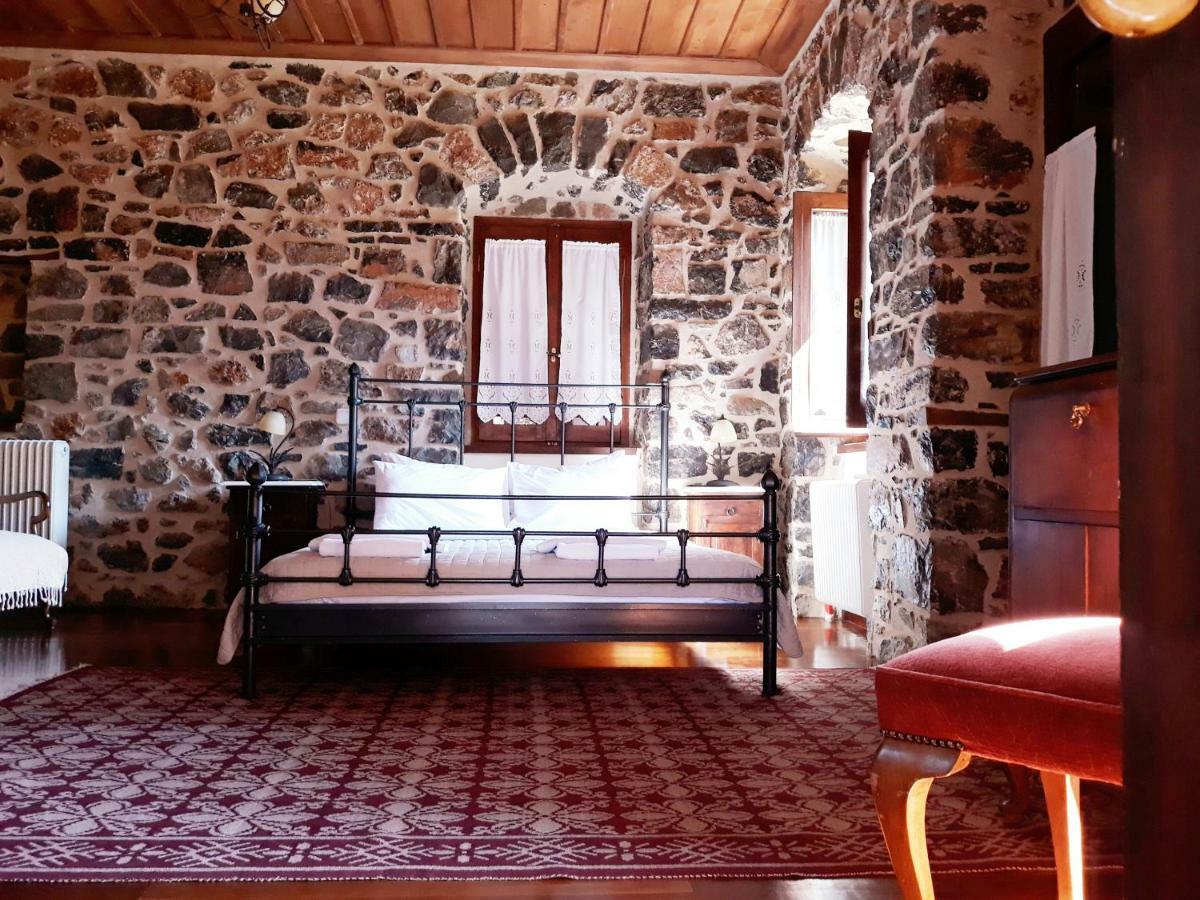 Hotel Archontiko Nikolopoulou Vytina Esterno foto