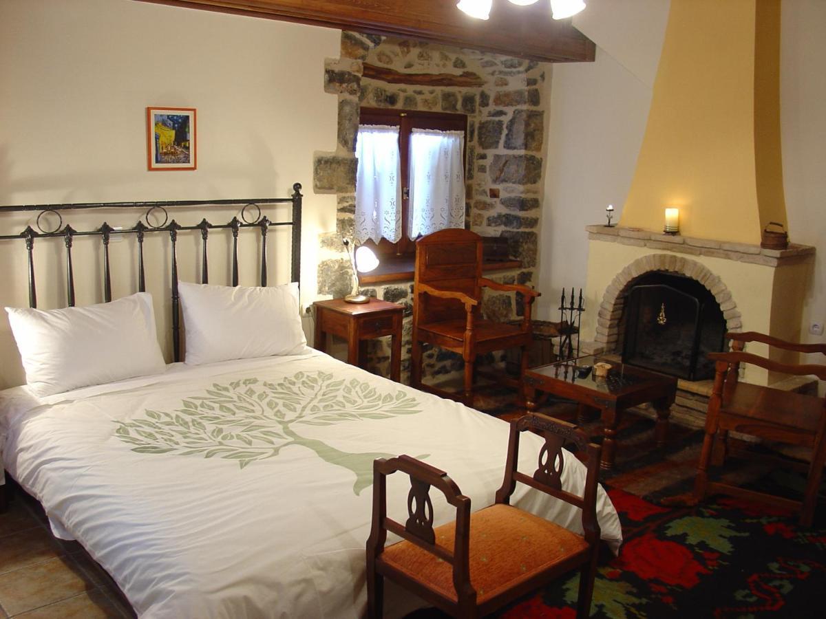 Hotel Archontiko Nikolopoulou Vytina Esterno foto